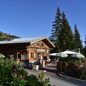 Golf Club de Courchevel | ©Golf Club de Courchevel, le bar du Club-House