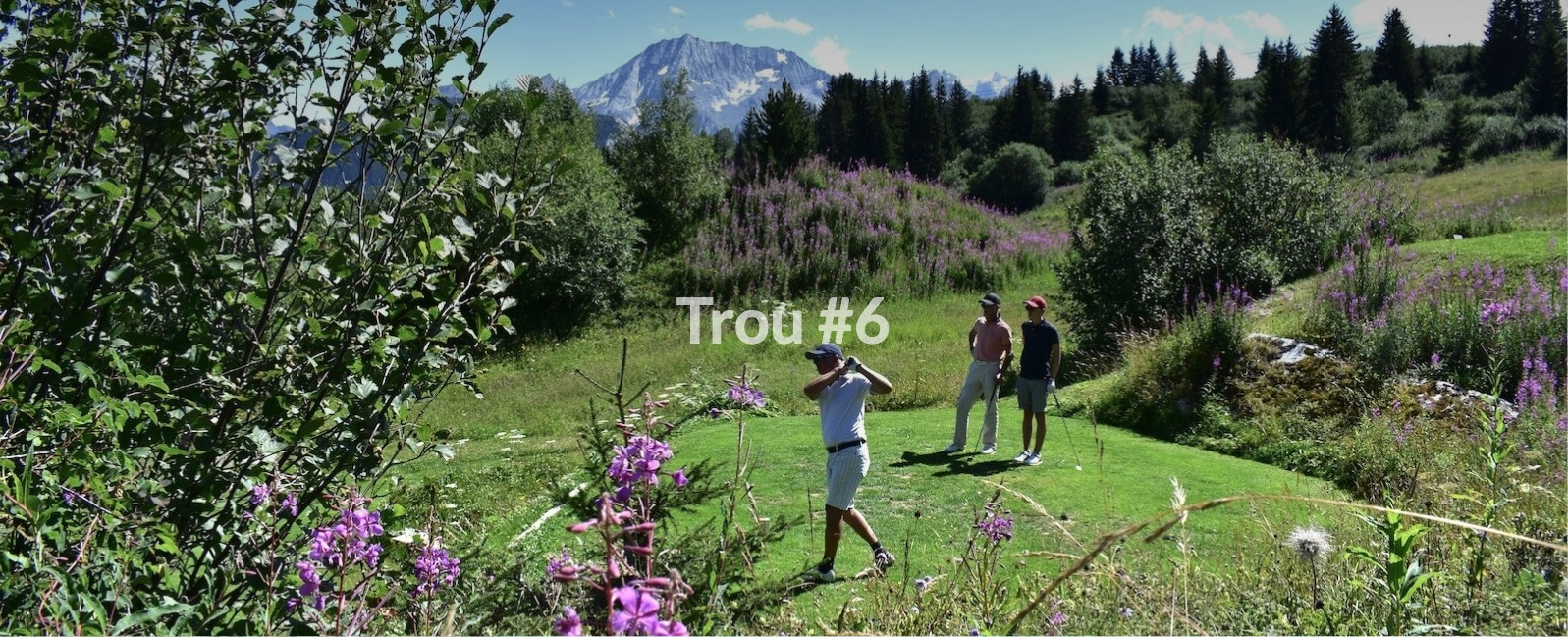 Golf Club de Courchevel | Joueurs sur le départ du 6