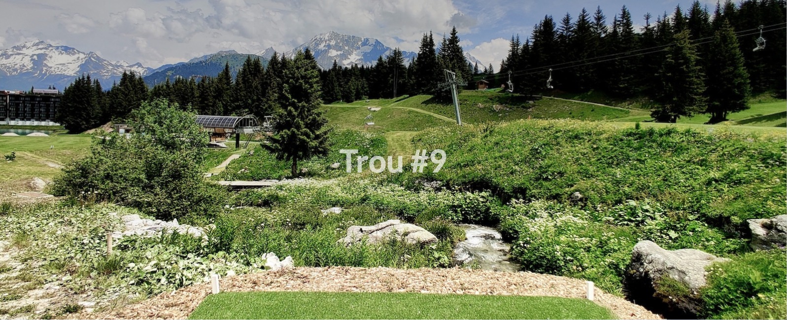 Golf Club de Courchevel | Départ du trou 9 avec vue sur le Grand Bec