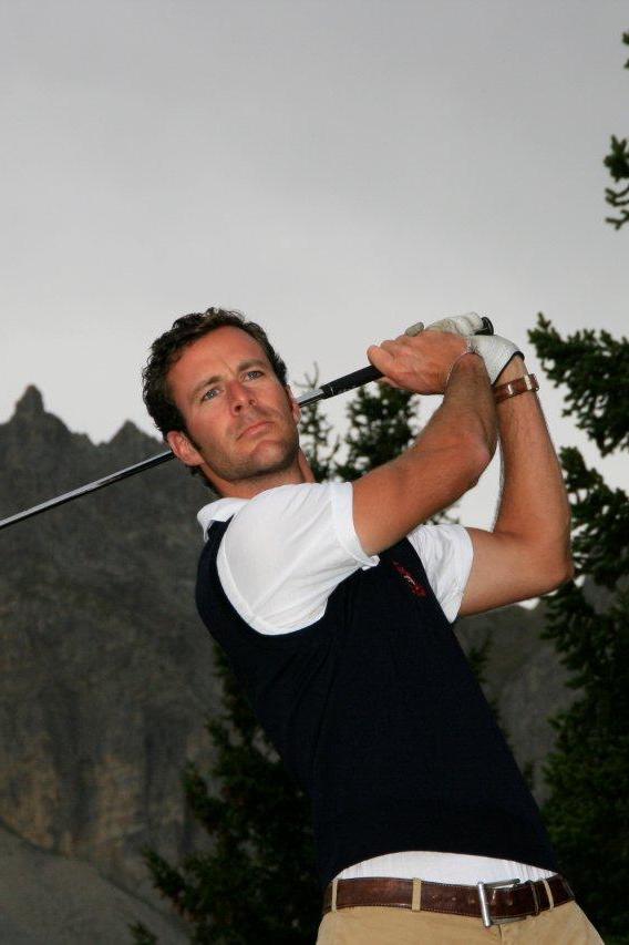 Courchevel Golf Club | Matthieu welcomes you for golf lessons.